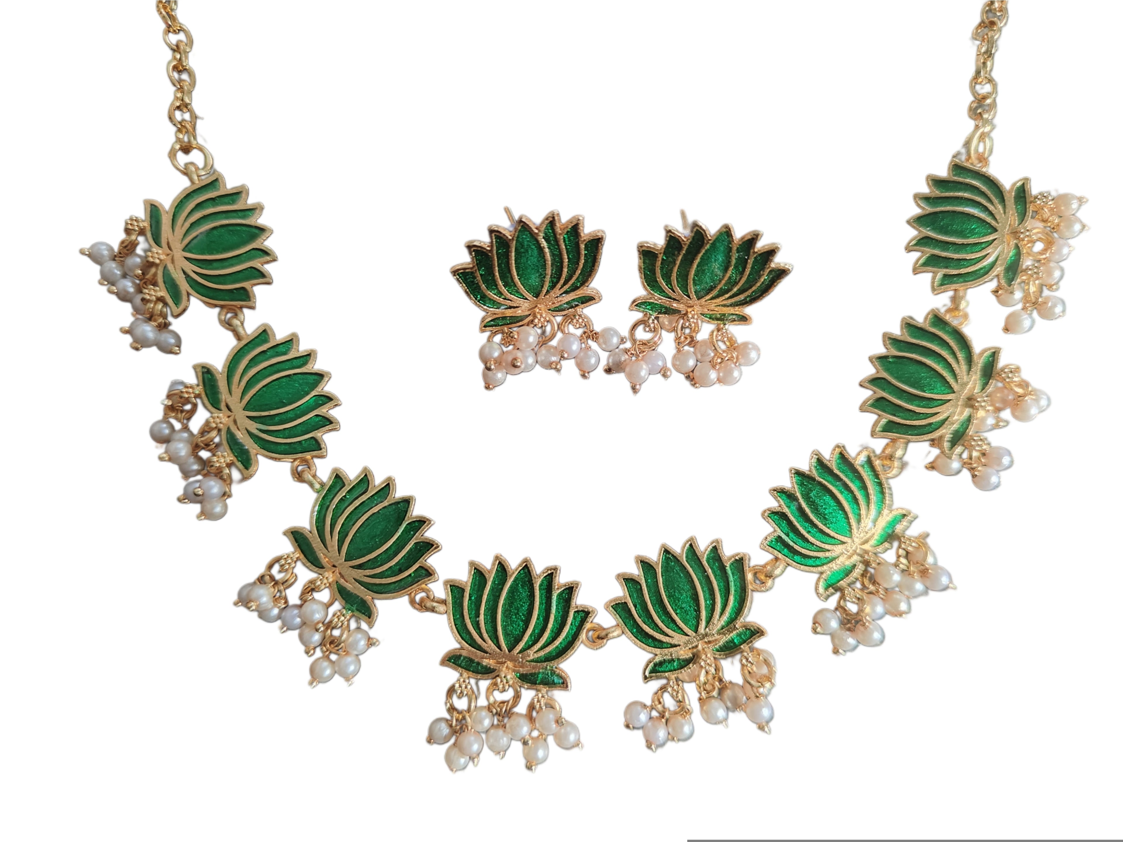 Green Lotus with Pearl