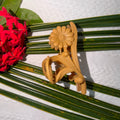 Matte Honey Mustard Single Daisy Stem Hair Claw Clip | Minimalist Floral Long Clutcher